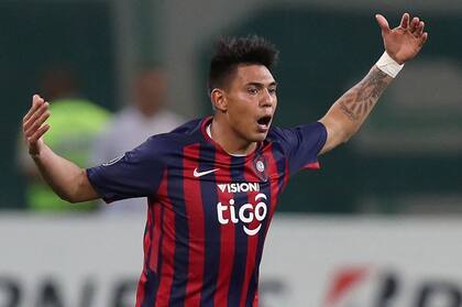 Arzamendia no fue oficialmente convocado por la Argentina, pero eligió el llamado de Paraguay