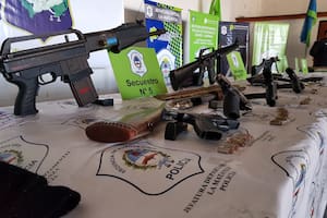 Cayó la banda del "Señor del fusil" con un gran arsenal y estupefacientes