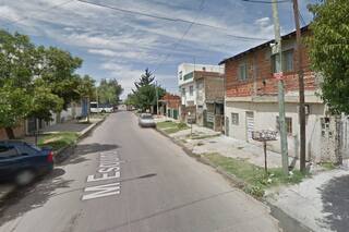 Un delincuente de 16 años, que debía cumplir arresto domiciliario, mató a un remisero para robarle