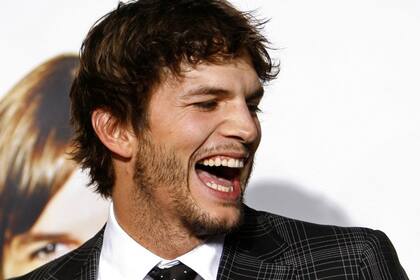 Ashton Kutcher se defiende de las acusaciones en su contra.