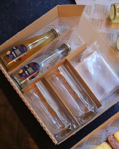 Así de perfectamente empacados llegan los tragos de Shout