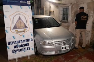 Así detuvieron al acusado de destrozar siete autos en un taller de Villa Tesei