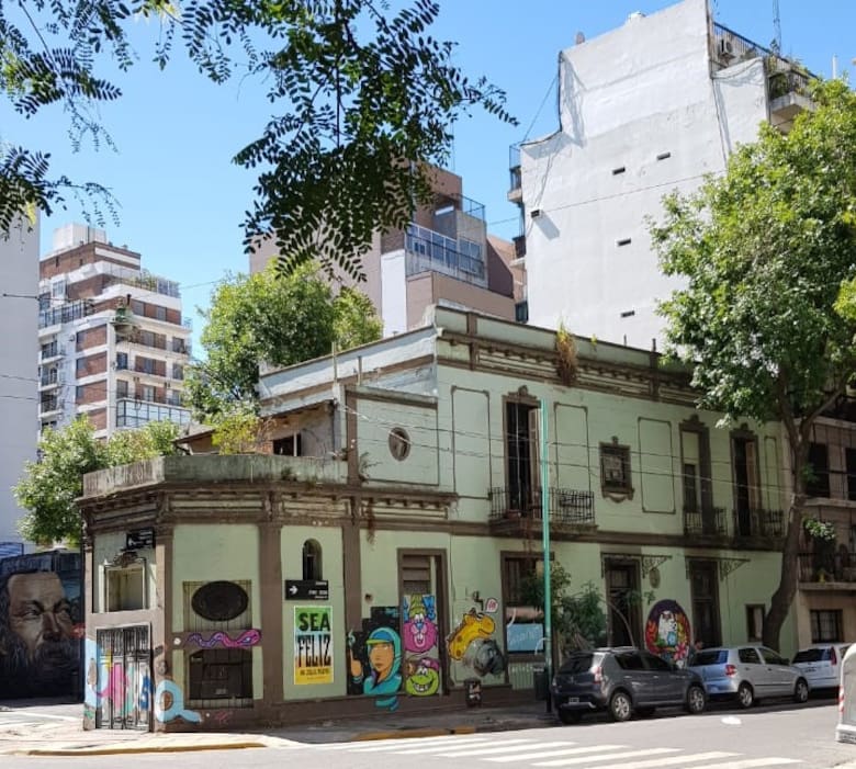 La magia de la infancia en cada mordisco: Facundo Elvadín transforma recuerdos en éxito gastronómico