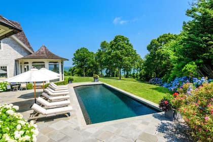 Así era la mansión de Weinstein en los Hampton