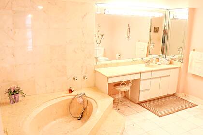 Así era uno de los departamentos a la venta en el edificio derrumbado en Miami-Dade