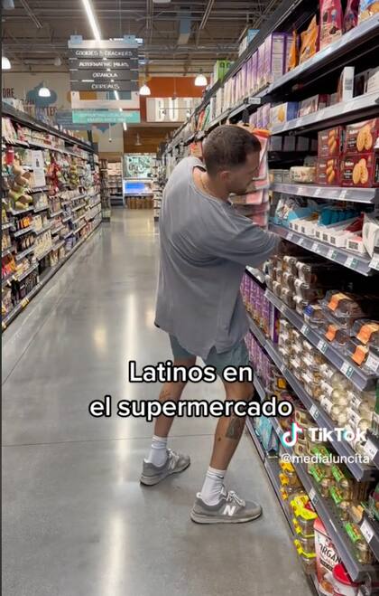 Así es como un latino selecciona sus productos, según el video de los influencers