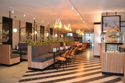 Así es el "bancafé" por dentro