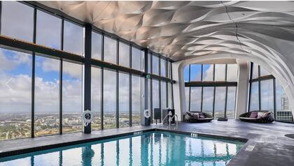 Así es el edificio donde Marc Anthony tiene su departamento en Miami