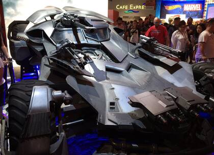 Así es el nuevo Batimóvil que se verá en La Liga de la Justicia