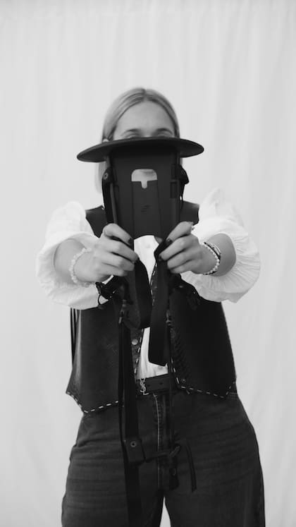 Así es el Spine, un diseño que tuvo muchas versiones hasta lograr que quede debajo de la indumentaria y no se note.