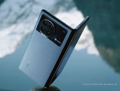 Así es el Vivo X Fold, con una pantalla externa de 6,5 pulgadas y una interna plegable de 8 pulgadas