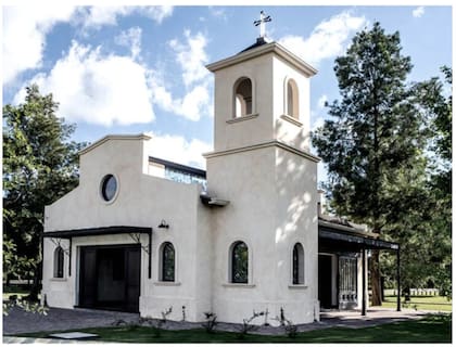 Así es la capilla de El Dok Haras, predio ubicado en Exaltación de la Cruz