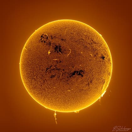 Así es la erupción de plasma que lanzó el sol hacia el espacio y que Eduardo fotografió
