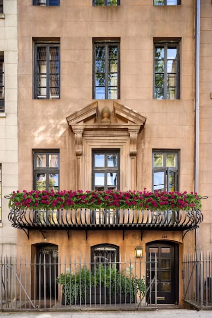 Así es la fachada de la casa de Katharine Hepburn que se encuentra en venta