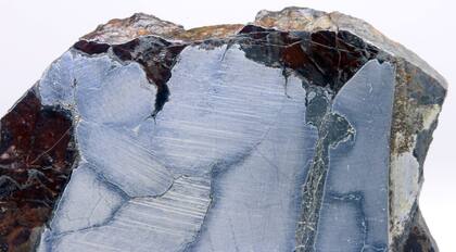 Así es la roca en su interior