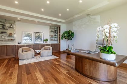 Así es por dentro la mansión que perteneció a Ricky Martin y ahora está en venta