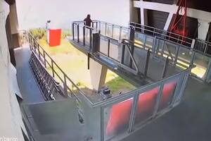 Así fue la caída del teleférico en Stresa, Italia