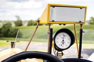 La insólita historia detrás de cómo se inventó el espejo retrovisor del auto