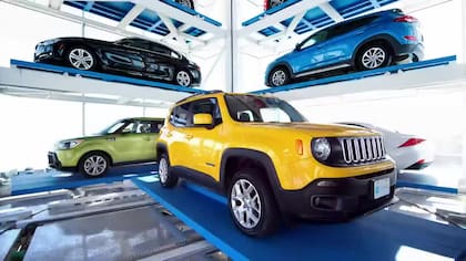 Así funcionan las máquinas expendedoras de autos en Estados Unidos