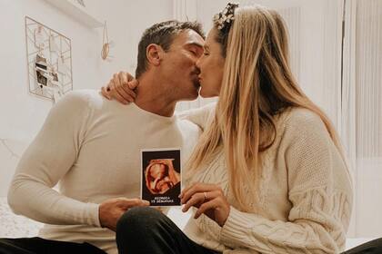 Así Ivana Icardi anunciaba la feliz noticia de la llegada de Giorgia, su hija junto a Hugo Sierra