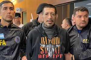 Así llegaba "Dumbo" al aeropuerto internacional de Ezeiza