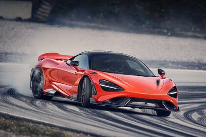 Así luce el McLaren 765LT