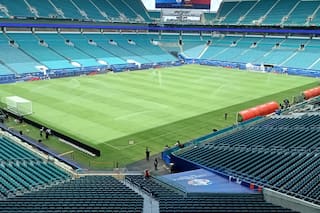 El show del presidente de la Conmebol, un recital de reggaeton días antes de la final y cómo está el campo de juego