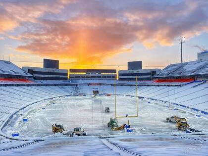 Así luce hoy el estadio de Orchard Park en la mañana del lunes donde se tendría que disputar el partido de NFL entre Buffalo Bills y Pittsburgh Steelers