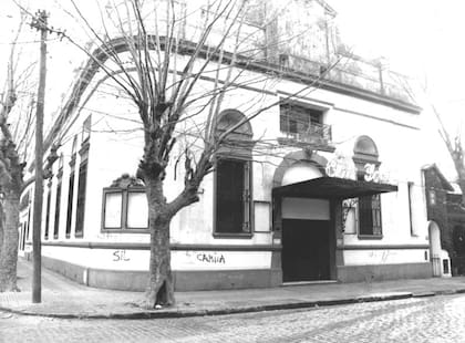 Así lucía la fachada del Cine Teatro York antes de su restauración