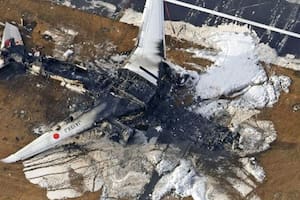 Cómo lograron escapar cientos de pasajeros del Airbus A350 que se incendió en un aeropuerto de Tokio