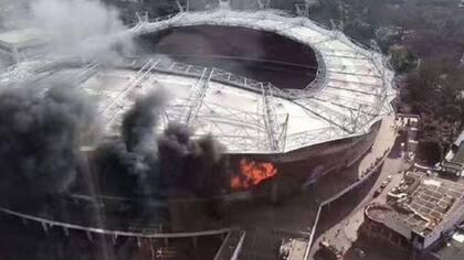 Así quedó el estadio donde Carlos Tevez juega en China