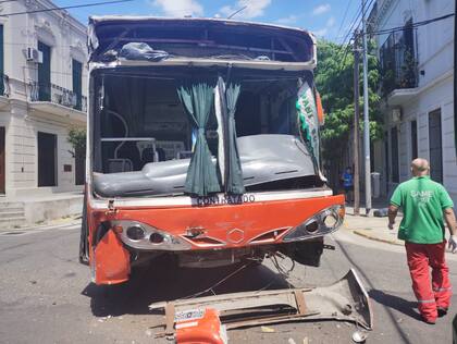 Así quedó el micro escolar.