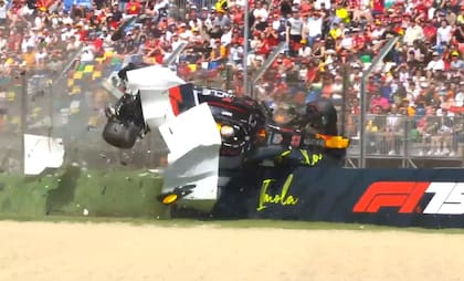 Así quedó el Red Bull de Yuki Tsunoda en Imola, un choque del que no pudo recuperarse durante la temporada