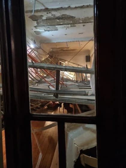 Así quedó el salón de fiestas en Caballito.