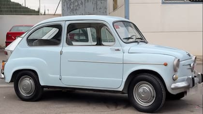 Así quedó el Seat 600 que estuvo 30 años en el olvido