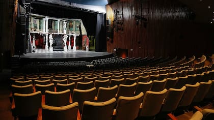 La imponente sala Martín Coronado para el momento de su reapertura, luego de la obra integral que se realizó en el Teatro San Martín
