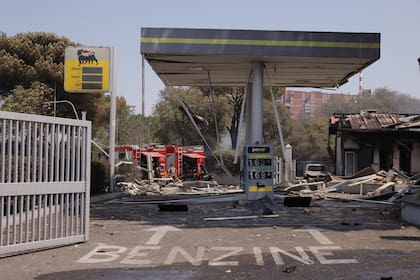 Así quedó la estación de servicio tras la explosión