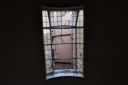 Casi todos los vidrios de la sede central de la UTA quedaron rotos, luego de la toma del edificio en manos de un sector opositor