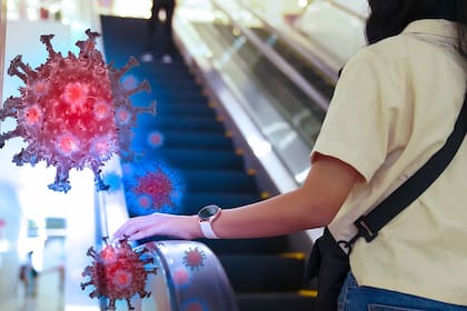 Respecto de la estabilidad de los virus en distintas superficies, el trabajo más citado es uno publicado en la revista The Lancet