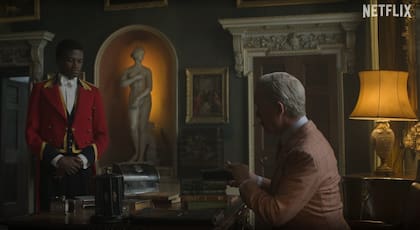 Así se mostró la relación entre el duque de Windsor y su valet en "The Crown"