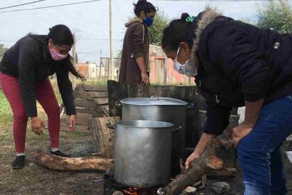 Así se trabajó en Cáritas Merlo Moreno con las ollas populares