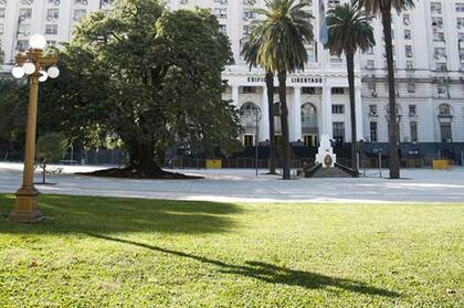 Así se ve ahora la plaza del Ministerio de Defensa