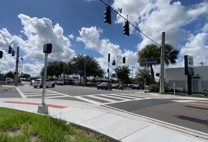 Así se ve la intersección entre Fairbanks Avenue y Denning Drive