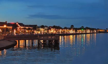 Así se ve la noche de luces en San Agustín, Florida