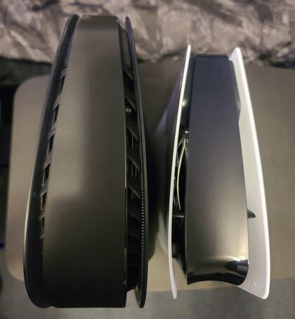 Así se ve la PlayStation 5 rediseñada, que sale a la venta este mes y será el único modelo disponible a futuro, junto al modelo original de 2020