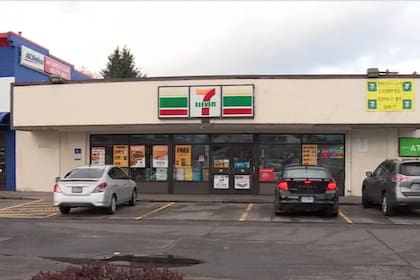 Así se ve la tienda de Portland afectada por un intento de robo de un falso agente del ICE