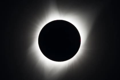 Así se ve un eclipse solar total