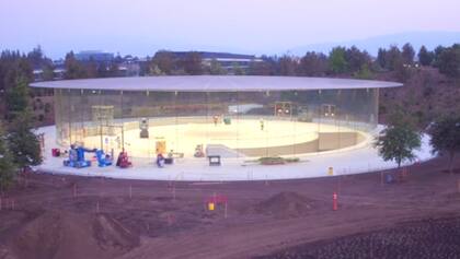 Así se veía el auditorio Steve Jobs en agosto último
