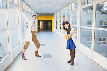 Así son las visitas de los clowns a los hospitales