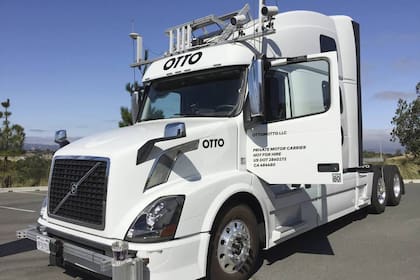 Así son los camiones con cámaras y sensores de Otto, una firma subsidiaria de Uber especializada en sistemas de navegación